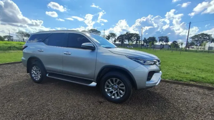 Toyota Hilux SW4 SRX 4X4 2.8 TDI 16V Dies. Aut. 2024