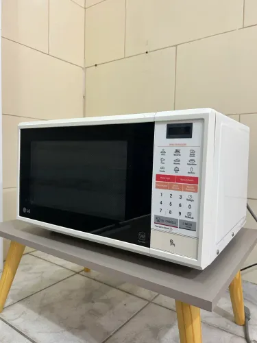 Microondas LG easy clean