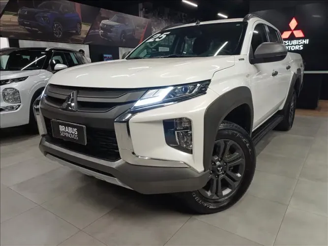 Mitsubishi L200 Tri. Outdo. GLS 2.4 CD 4X4 Die. AUT 2025