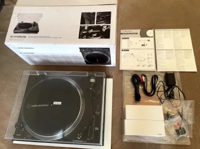 Toca-Discos Vinil Audio-Technica LP120X