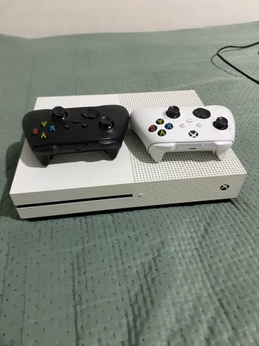 Xbox One s