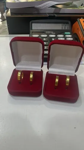 Alianças de moeda antigas