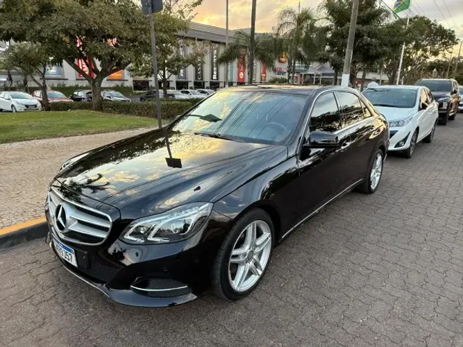 Mercedes-Benz E-350 CGI Avant. Sport 3.5 306cv Aut. 2014