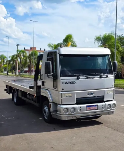CARGO 815 PLATAFORMA GUINCHO