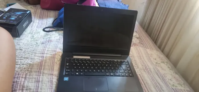 Notebook Positivo Não Liga + Carregador - Ideal para Conserto e Peças