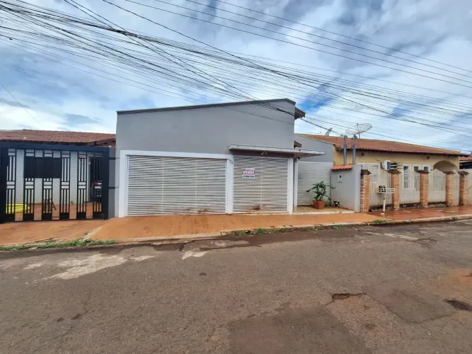 Térrea para venda tem 136 metros quadrados com 4 quartos