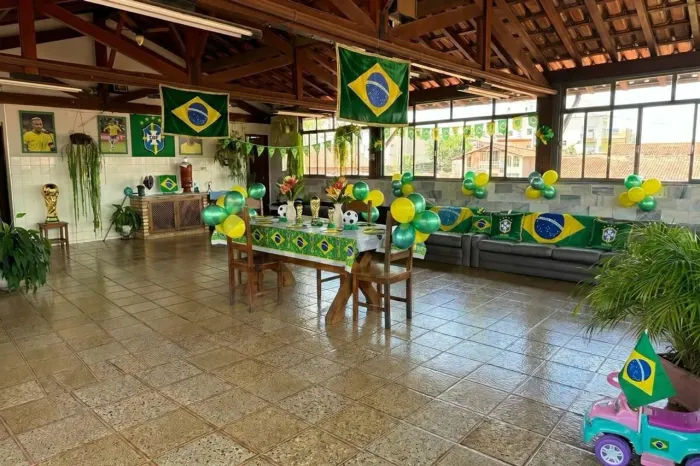 Casa 5 quartos no Caiçaras - Belo Horizonte