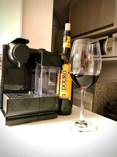Cafeteira Nespresso Lattissima Touch 110V