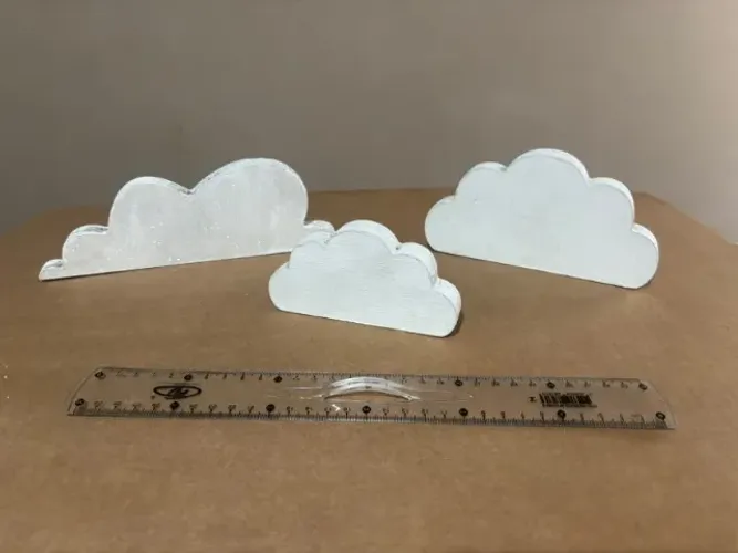 Trio de mini nuvens para decoração de mesa principal