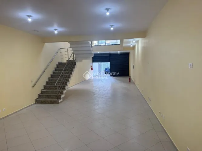 Prédio no bairro Nova Petrópolis