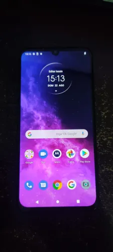 Celular Motorola one zoom em ótimo estado 