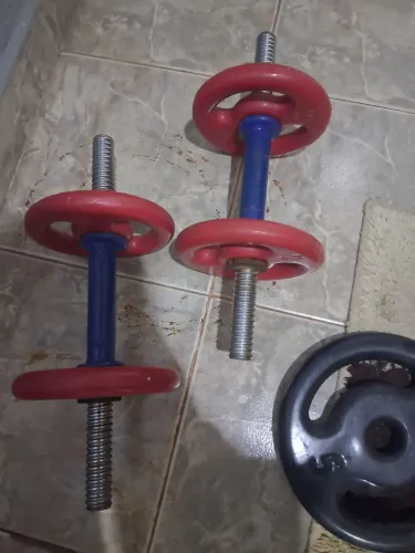 28 quilos de anilhas para halteres