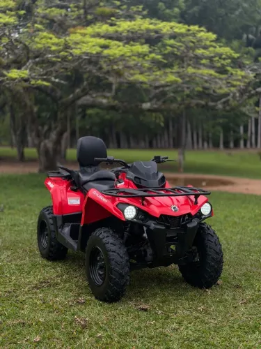 Quadriciclo Can-Am Outlander 570 Max
