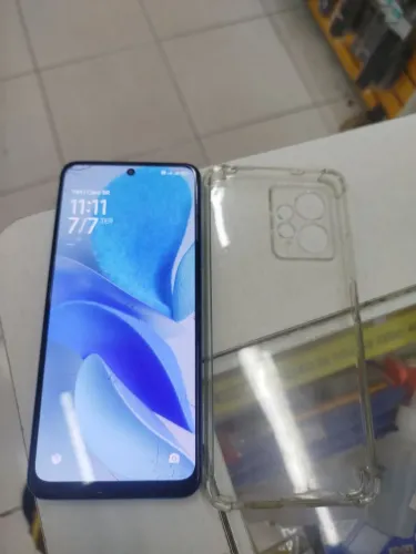 Vendo redimi note 12 128gb celular tudo funcionando perfeitamente apenas umas avarias como