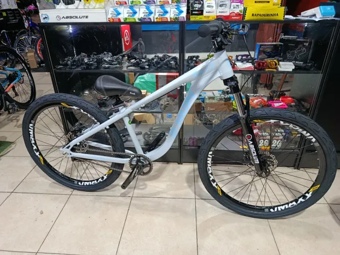 Bicicleta 26 hupi naja alumínio freio hidráulico Shimano 