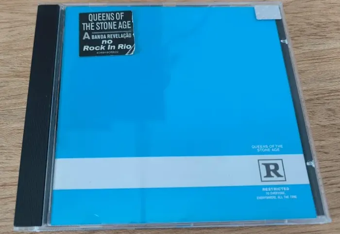 CD: Queens of the Stone Age (R, segundo álbum, 2000)