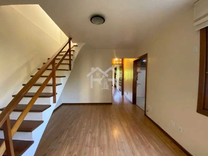 Apartamento Cobertura 1 dormitório para alugar no bairro Petrópolis em Porto Alegre
