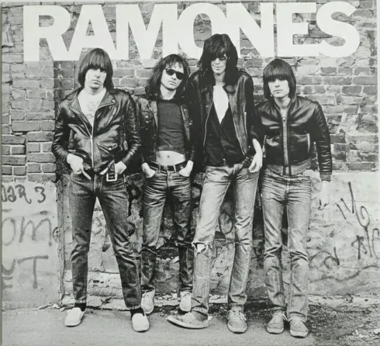 álbum cd lacrado ramones R$ 40