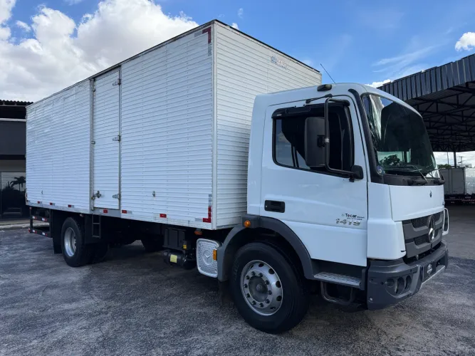 Mb 1419 baú 2023