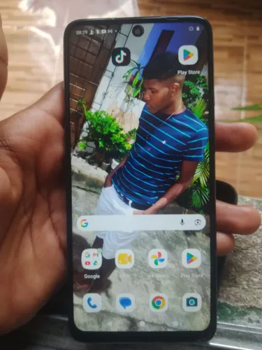 Moto g14