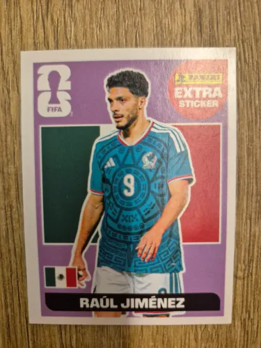 Figurinha original Panini do Raúl Jiménez versão Roxa