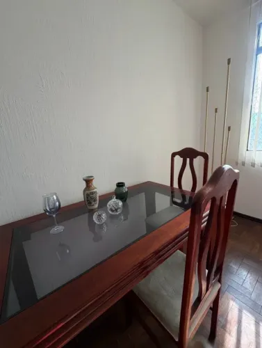 Mesa madeira maciça