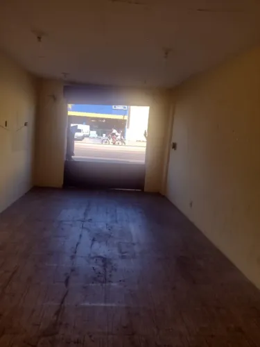 Ponto comercial em frente a madeireira Itapuã