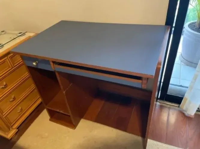Mesa de escritório/escrivaninha
