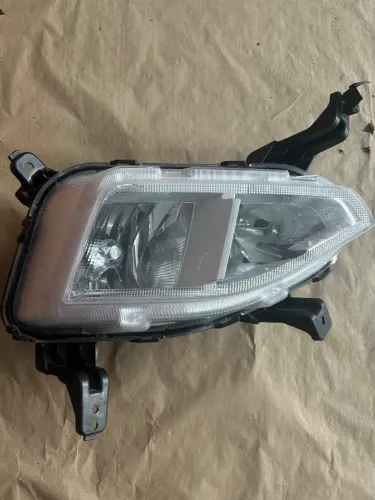 Farol milha lado direito Creta 22/25