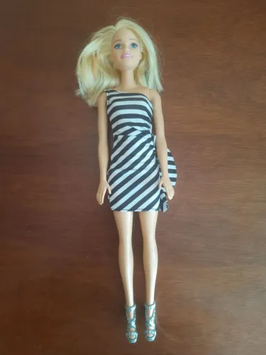 Boneca Barbie (doação)