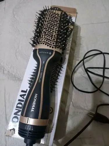 escova modeladora e secadora 