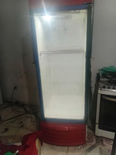 Frizer expositor metal frio 110 voltes frostifri seminova 1700 reais tel *69