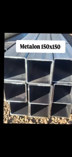 Vigas de aço 150 x 150 mm e tesouras 6 metros galpão 