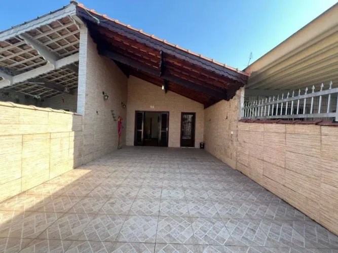 CASA COM 100,00 m² - SOLEMAR - PRAIA GRANDE SP