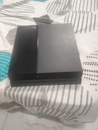 Playstation 4 500gb com defeito