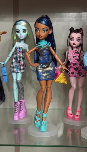 Frankie é Draculaura Monster High