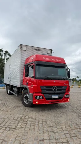 Atego 2426 Baú 10M 2021