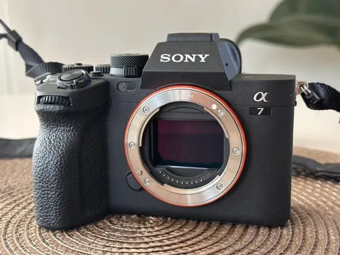 Sony a7 iv