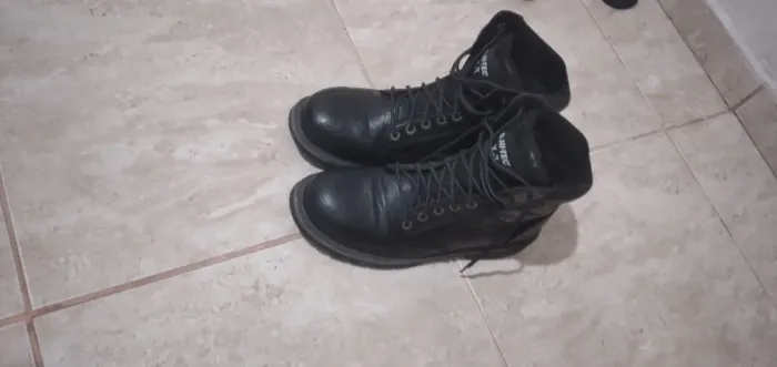 Bota masculina