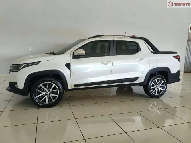Fiat Strada Volcano 1.3 Flex 8V CD 2022