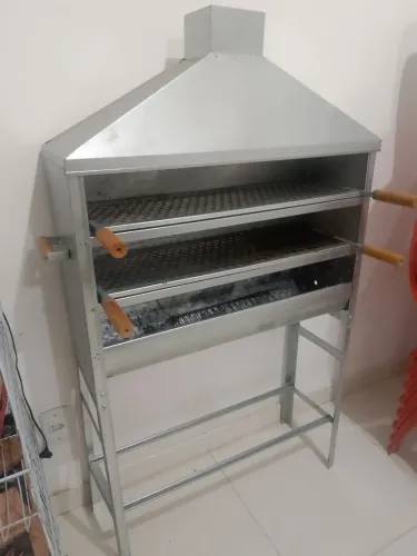 Churrasqueira de espetinho