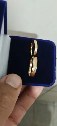 Par de aliança de ouro 18k pra vender logo valor 1.450