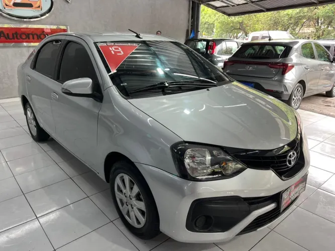 Toyota Etios X Plus Sedan 1.5 Flex 16V 4P Mec. 2019