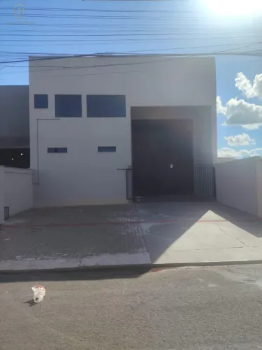Barracão à venda em Cambé, Jardim Silvino, com 202 m²