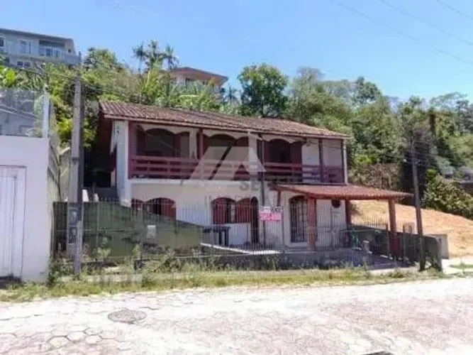 Residencial Casa, 5 dormitórios, para Venda no Carvoeira- Florianópolis