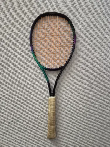 Raquete Yonex Vcore Pro 100