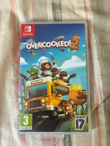 OVERCOOKED 2 mídia física para NINTENDO SWITCH