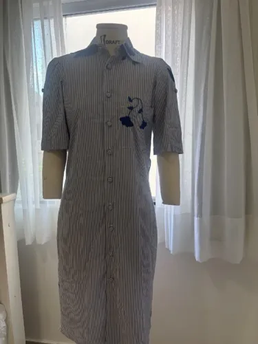 Vestido Camisete bordado, NOVO (exclusivo)feito no ateliê com bordados feito à mão 