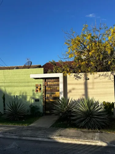 Casa para venda possui 149 metros quadrados com 5 quartos em Porto Novo - Saquarema - Rio