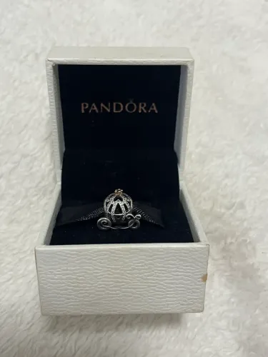 Berloque Pandora Carruagem Disney